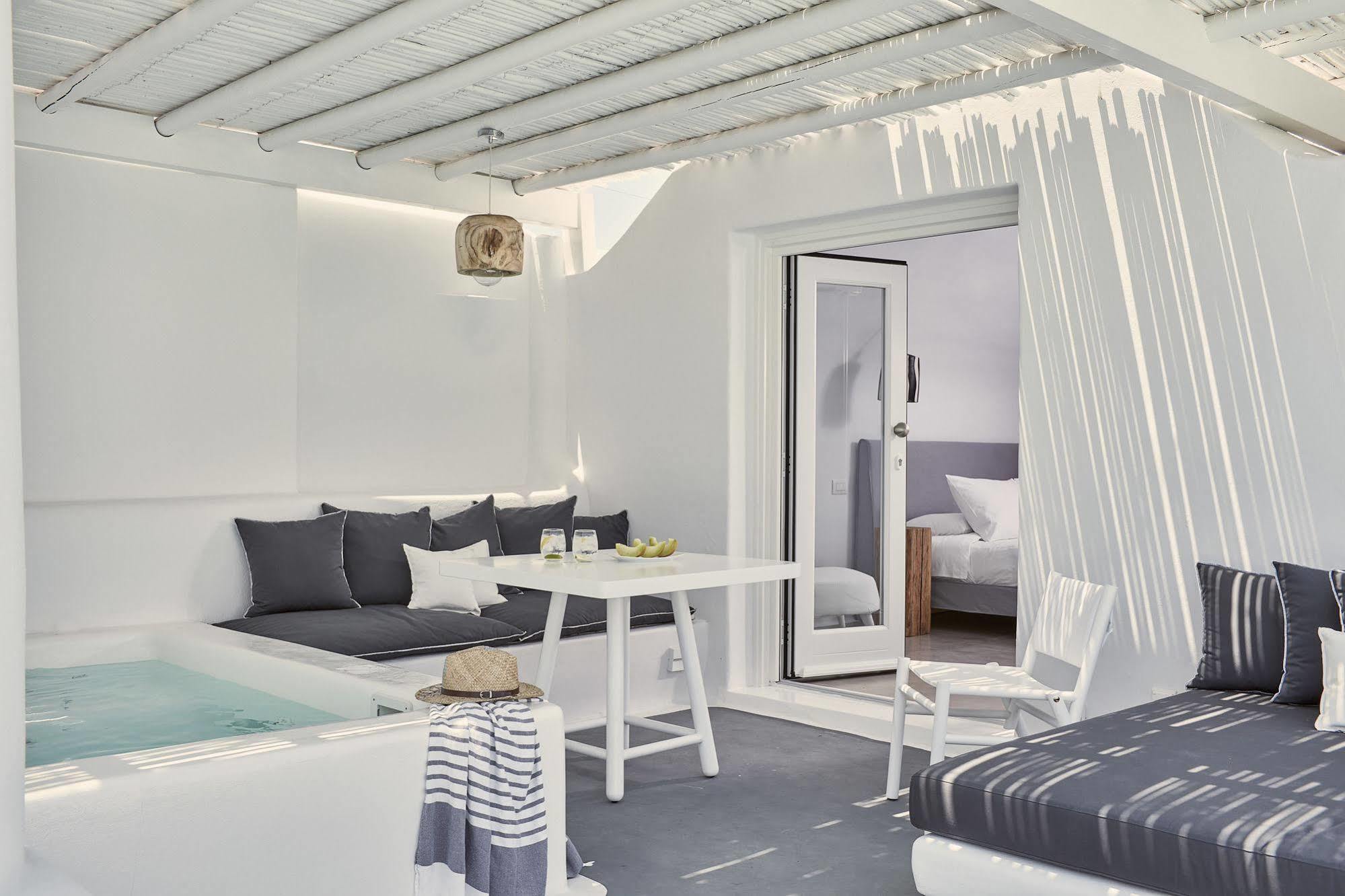 Boho Suites Santorini Perivolos  Extérieur photo